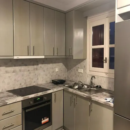 Cozy In Naxos Center דירה