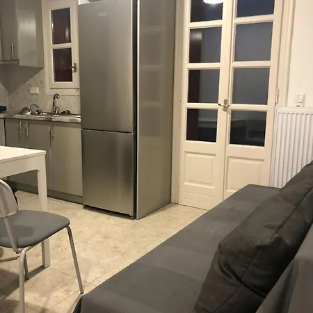 Cozy In Naxos Center Appartement